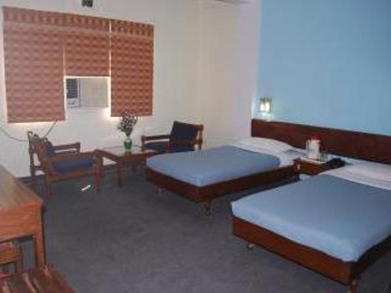 Gautam Hotel Varanasi Exterior photo